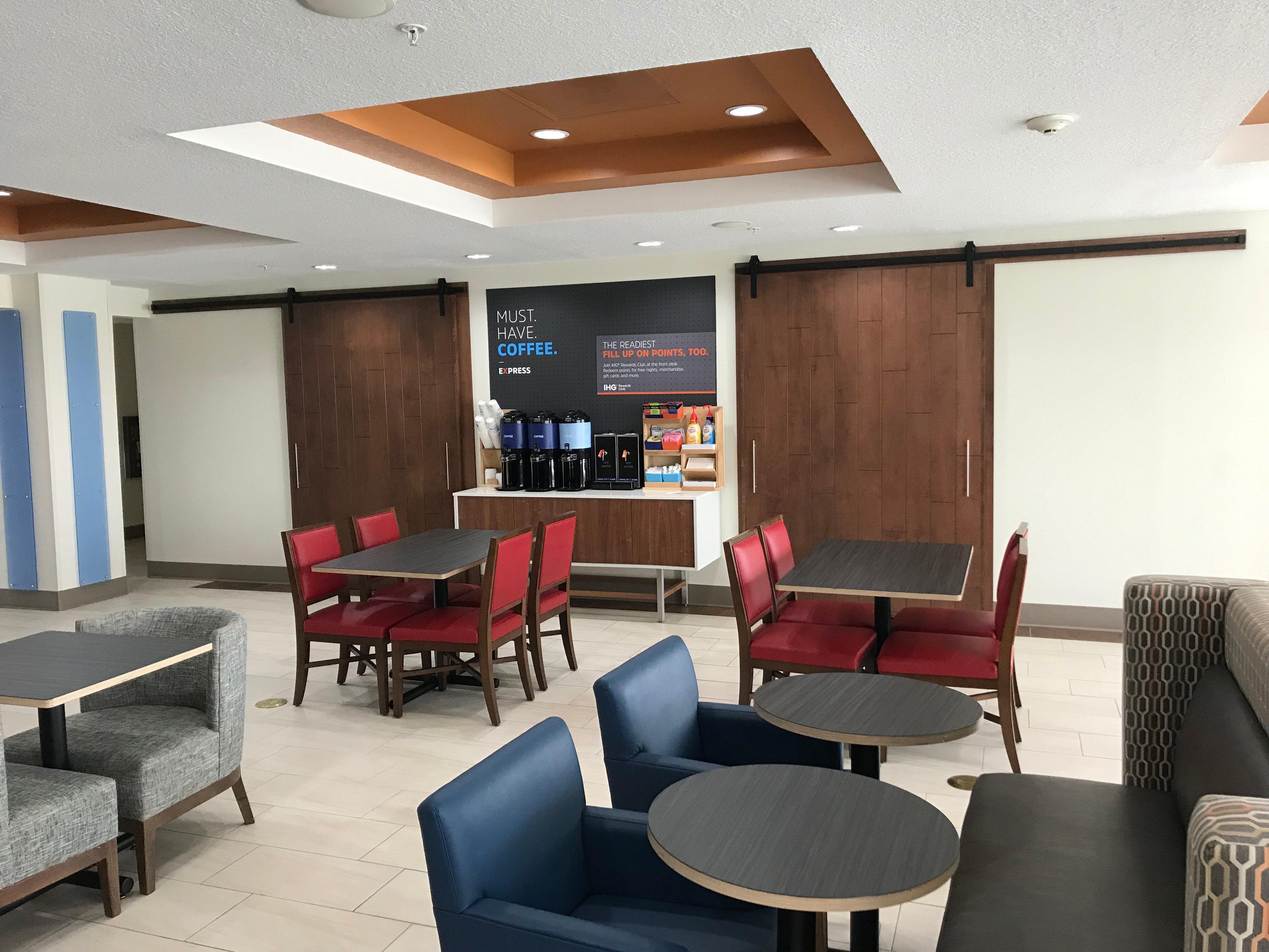 Holiday Inn Express Orlando - South Davenport By Ihg Екстериор снимка